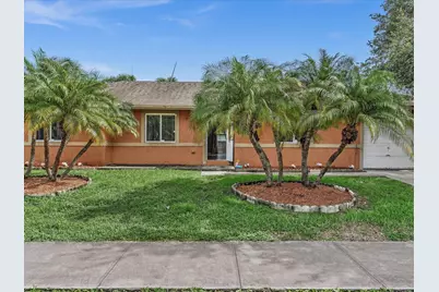 916 NW 3rd Terrace, Florida City, FL 33034 - Photo 6