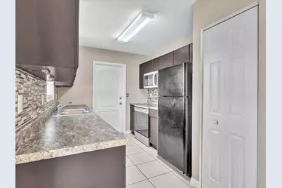 916 NW 3rd Terrace, Florida City, FL 33034 - Photo 20