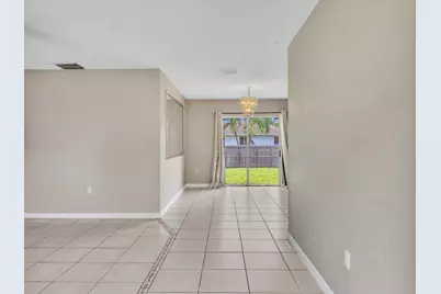 916 NW 3rd Terrace, Florida City, FL 33034 - Photo 10