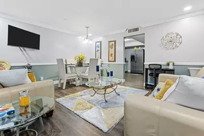 101 NE 4th Street # 3, Delray Beach, FL 33444 - Photo 2