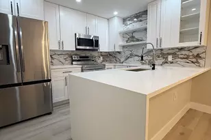 205 Charter Way, West Palm Beach, FL 33407 - Photo 2