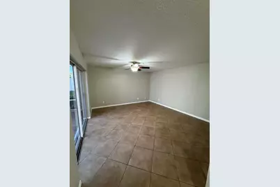 1536 N Lawnwood Circle #3, Fort Pierce, FL 34950 - Photo 10