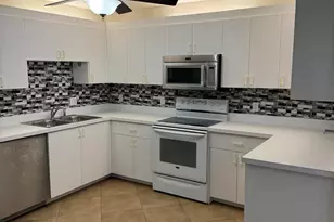 1536 N Lawnwood Cir, Fort Pierce, FL 34950 - Photo 8