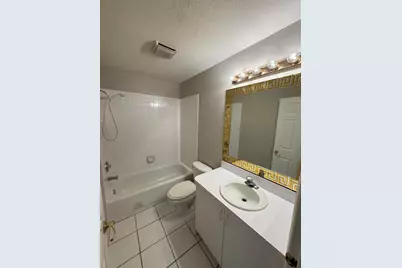 1536 N Lawnwood Circle #3, Fort Pierce, FL 34950 - Photo 18