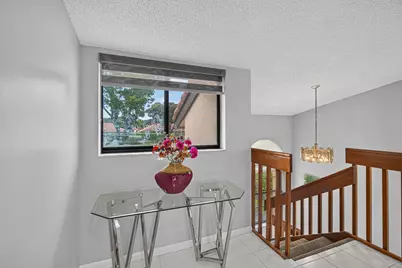 10223 N Circle Lake Drive #201, Boynton Beach, FL 33437 - Photo 2