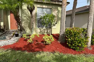 9981 SW Glenbrook Dr, Port Saint Lucie, FL 34987 - Photo 6