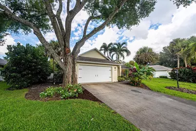 109 39th Drive, Vero Beach, FL 32968 - Photo 2