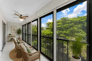 7301 Amberly Ln, Delray Beach, FL 33446 - Photo 4