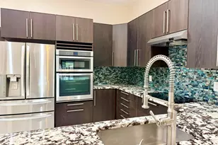 11137 NW 38th Pl, Sunrise, FL 33351 - Photo 4