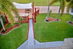 193 NW 48th Ave, Deerfield Beach, FL 33442 - Photo 2
