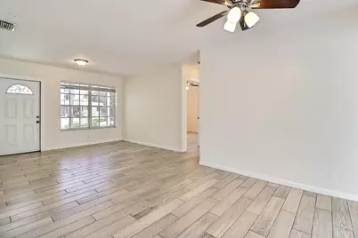 337 Mid Pines Road, Palm Springs, FL 33461 - Photo 6