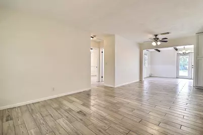337 Mid Pines Road, Palm Springs, FL 33461 - Photo 10