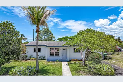 337 Mid Pines Road, Palm Springs, FL 33461 - Photo 2