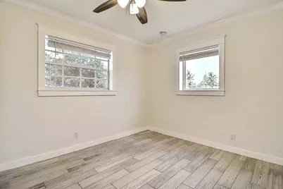 337 Mid Pines Road, Palm Springs, FL 33461 - Photo 12
