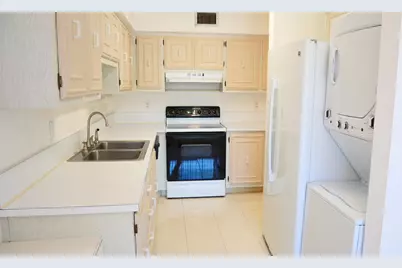 13638 Via Flora #D, Delray Beach, FL 33484 - Photo 4