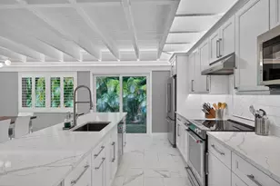 2627 NE 10th Ave, Wilton Manors, FL 33334 - Photo 4