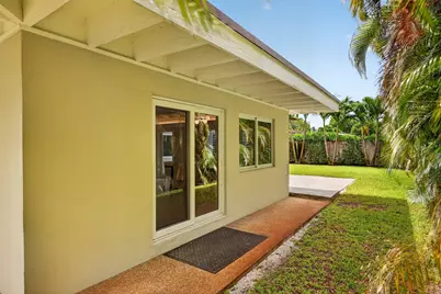 2627 NE 10th Avenue, Wilton Manors, FL 33334 - Photo 36