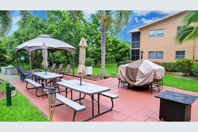 70 Camden C, West Palm Beach, FL 33417 - Photo 16