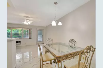 70 Camden C, West Palm Beach, FL 33417 - Photo 4