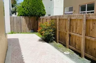 3145 N 37th Ave, Hollywood, FL 33021 - Photo 32