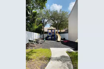 3145 N 37th Avenue, Hollywood, FL 33021 - Photo 36