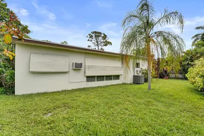 2024 NE 26th Drive, Wilton Manors, FL 33306 - Photo 16