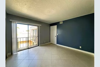 303 Waterview Drive, Palm Springs, FL 33461 - Photo 30