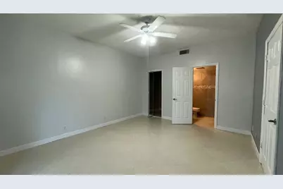 303 Waterview Drive, Palm Springs, FL 33461 - Photo 18