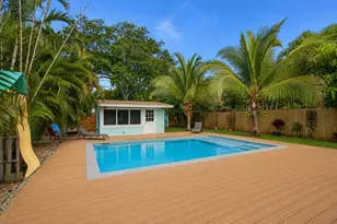 721 N Lakeside Dr, Lake Worth Beach, FL 33460 - Photo 10