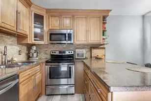 725 NW 99th Cir, Plantation, FL 33324 - Photo 18