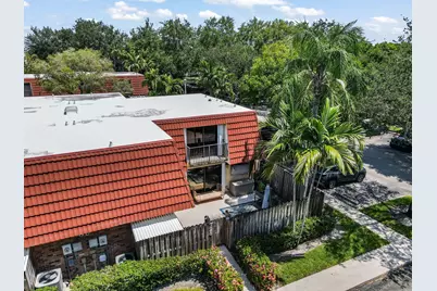725 NW 99th Circle, Plantation, FL 33324 - Photo 32