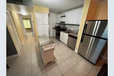 1009 Green Pine Boulevard #G1, West Palm Beach, FL 33409 - Photo 14