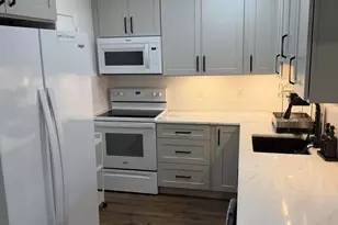 2210 NE 67th St, Fort Lauderdale, FL 33308 - Photo 4