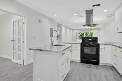 20846 Vinesta Circle, Boca Raton, FL 33433 - Photo 4