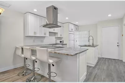 20846 Vinesta Circle, Boca Raton, FL 33433 - Photo 6