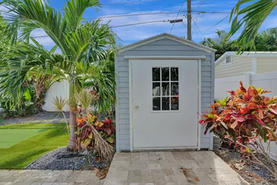 604 NE 25th Avenue, Pompano Beach, FL 33062 - Photo 24
