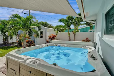 604 NE 25th Avenue, Pompano Beach, FL 33062 - Photo 2