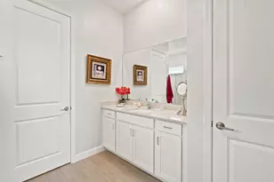 511 SE Mulberry Wy, Port Saint Lucie, FL 34984 - Photo 16