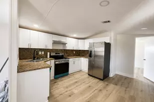 1331 Carefree Park Ave, West Palm Beach, FL 33415 - Photo 12
