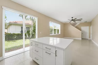 1780 Pierside Circle, Wellington, FL 33414 - Photo 4
