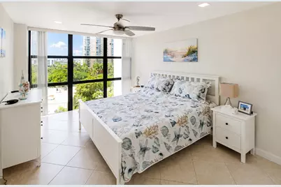 17021 N Bay Road #816, Sunny Isles Beach, FL 33160 - Photo 6