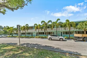 65 SE Spanish Trail, Boca Raton, FL 33432 - Photo 2