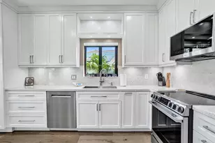 11725 Kimmie Dr, Cooper City, FL 33026 - Photo 18
