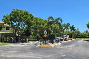 921 Imperial Lake Rd, West Palm Beach, FL 33413 - Photo 36