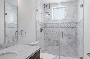284 NE 7th St, Boca Raton, FL 33432 - Photo 30