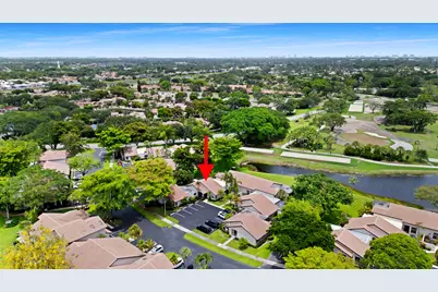 3018 Lake Shore Drive, Deerfield Beach, FL 33442 - Photo 1