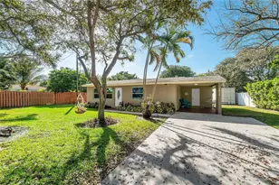 1634 NE 3rd Ave, Delray Beach, FL 33444 - Photo 2