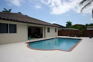 18324 SW 149th Pl, Miami, FL 33187 - Photo 1