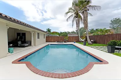 18324 SW 149th Place, Miami, FL 33187 - Photo 8