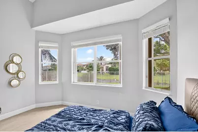 8049 Via Bolzano, Lake Worth, FL 33467 - Photo 20